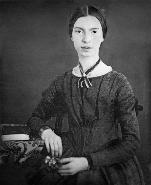 Una casa más hermosa que la prosa. </br>Breve antología de Emily Dickinson